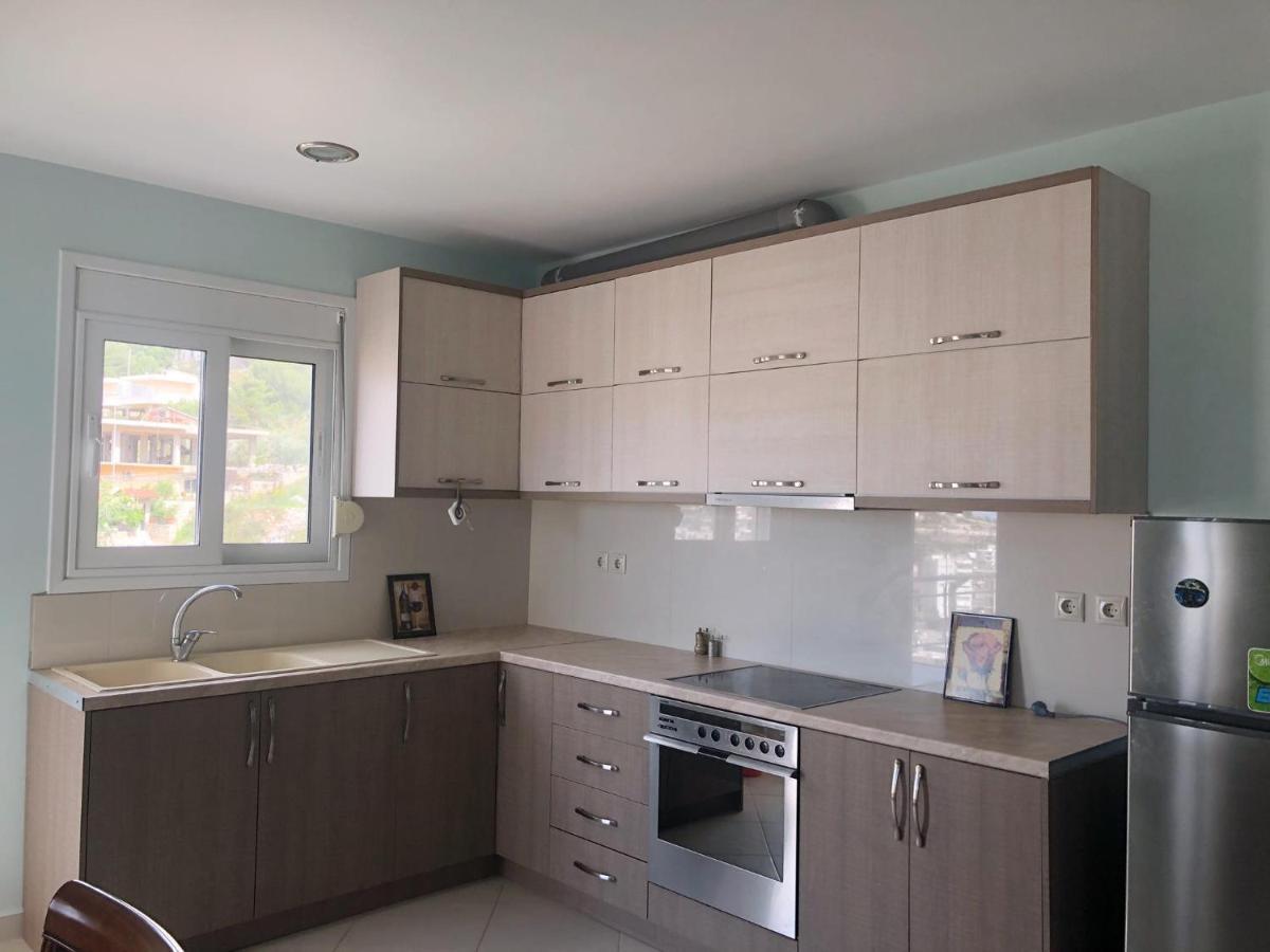 סרנדה Apartments Eri מראה חיצוני תמונה