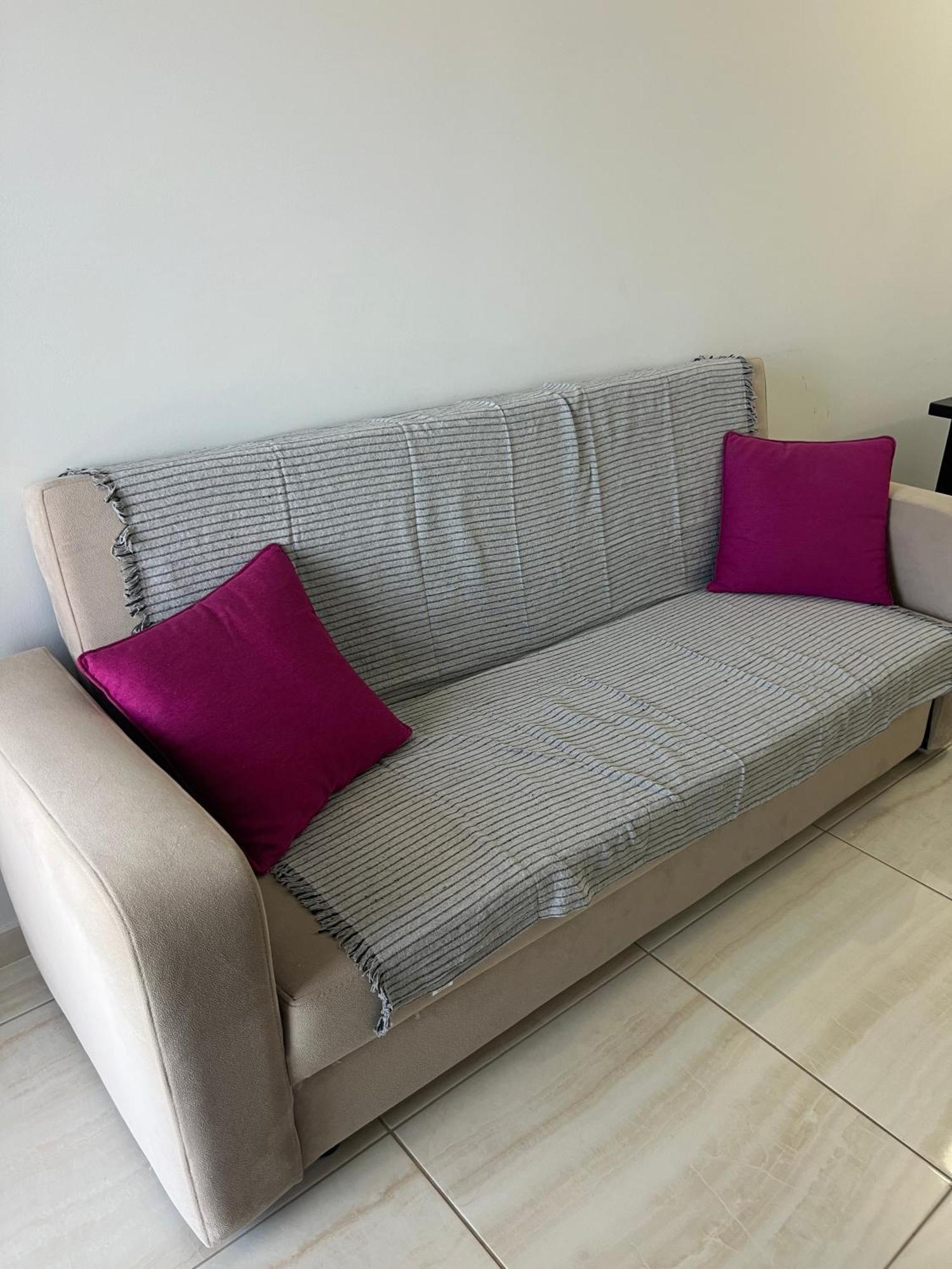 סרנדה Apartments Eri מראה חיצוני תמונה