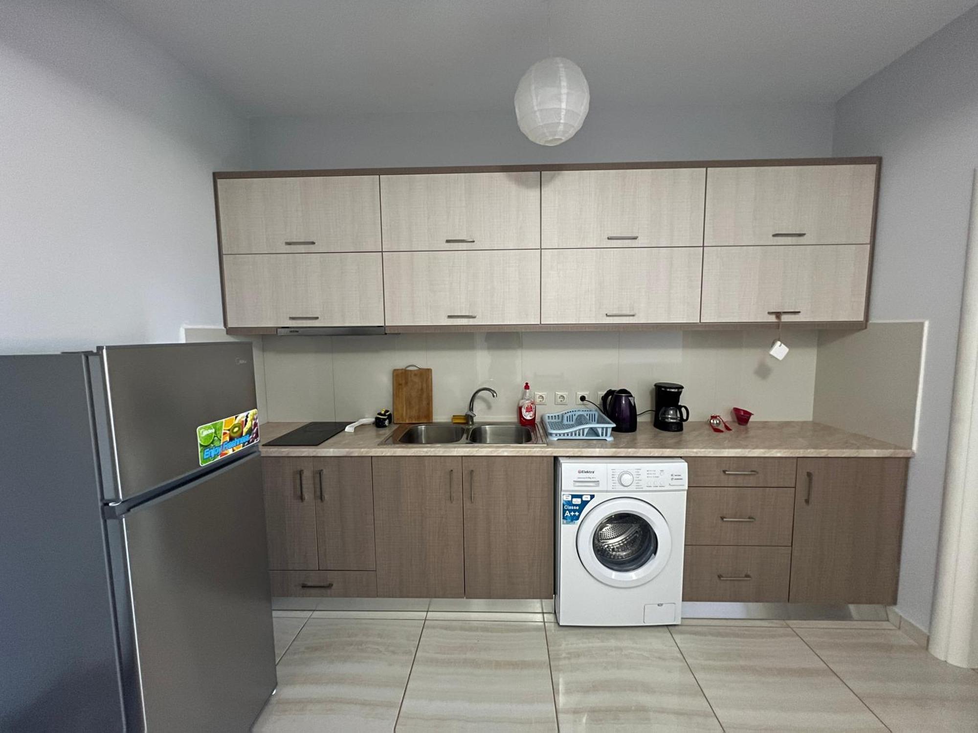 סרנדה Apartments Eri מראה חיצוני תמונה